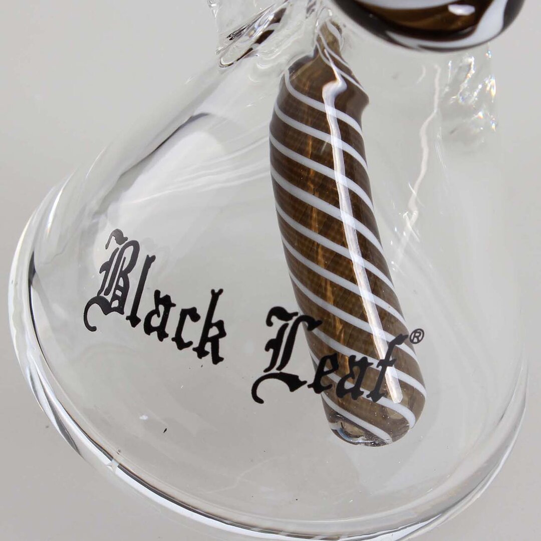 Kompakte Black Leaf Glas-Wasserpfeife in Schwarz mit Quarzschale und Lochdiffusor, 145 mm hoch