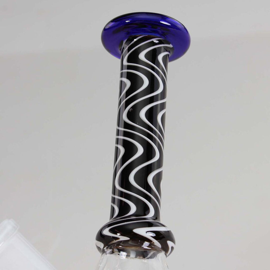 Kompakte Black Leaf Glas-Wasserpfeife in Schwarz mit Quarzschale und Lochdiffusor, 145 mm hoch