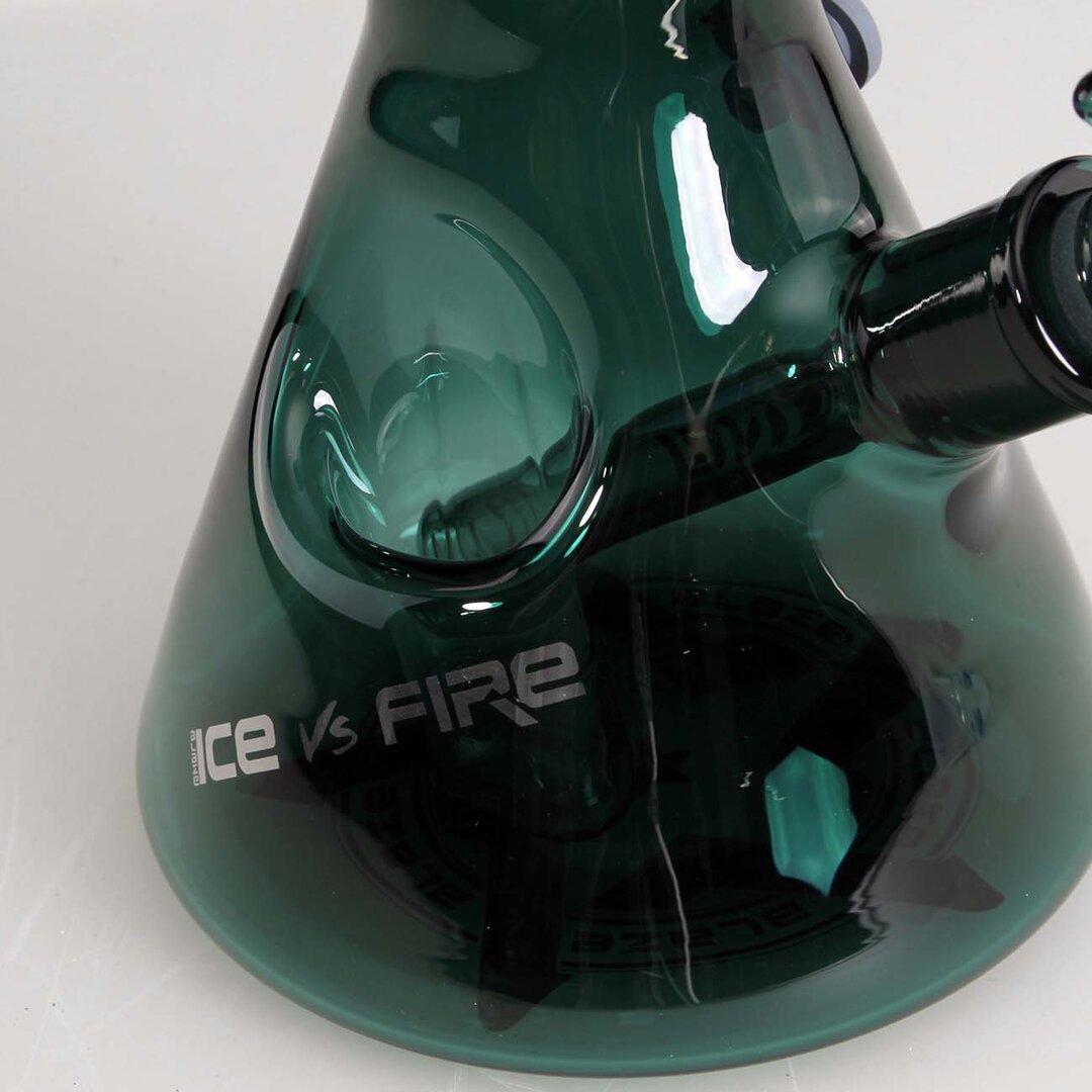 Blaze Ice vs. Fire Beaker-Wasserpfeife in Blau mit Feuerzeugfach, 310 mm hoch