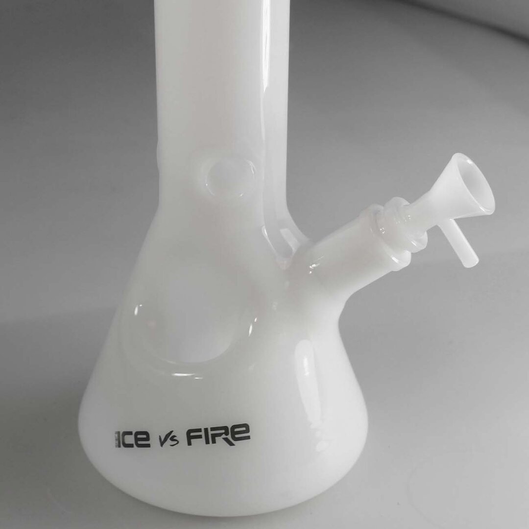 BLAZE Ice vs. Fire Glas-Wasserpfeife weiß mit Feuerzeugfach