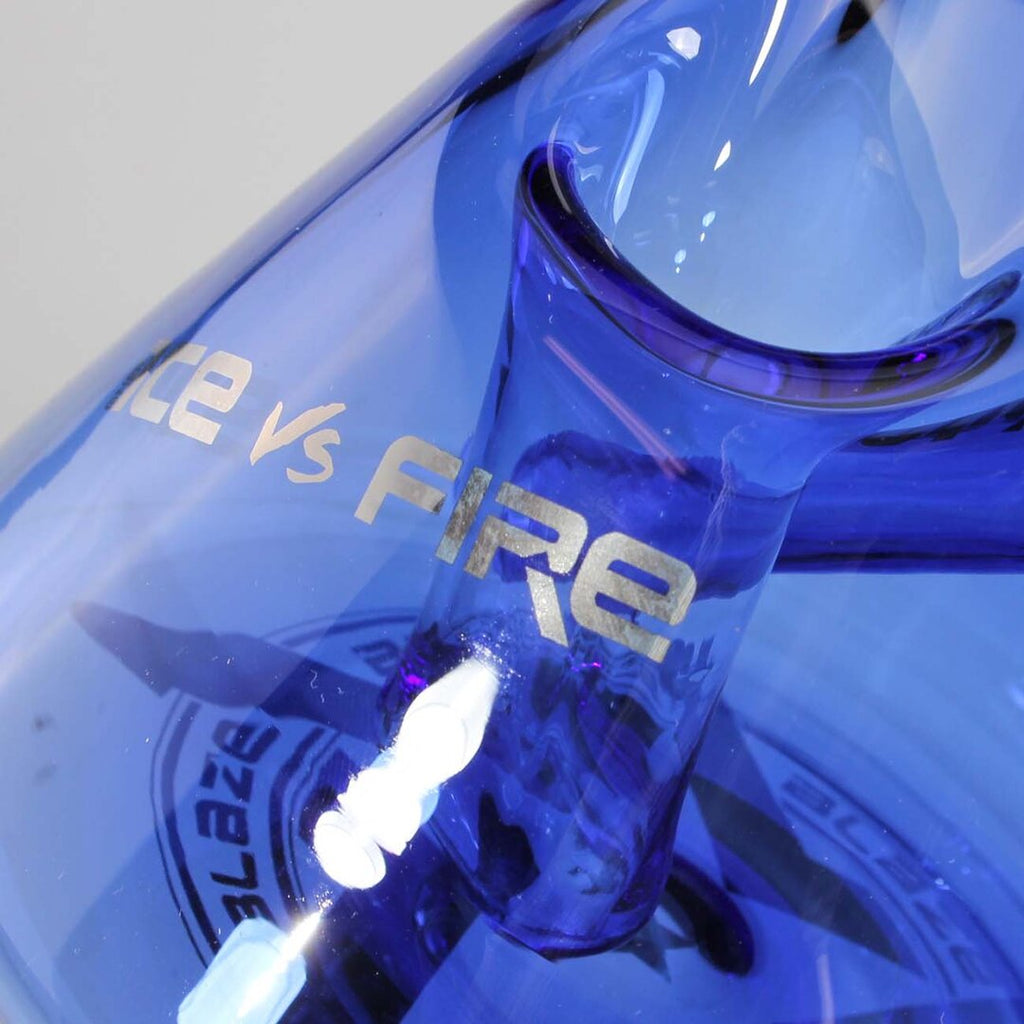 BLAZE Eis-Glas-Wasserpfeife Ice vs. Fire in Grün mit Feuerzeugfach und Trommelperkolator