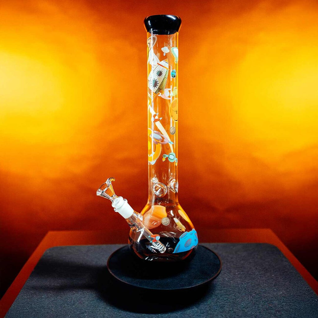 Black Space Ship Glas-Wasserpfeife aus Borosilikatglas mit buntem Spacemotiv