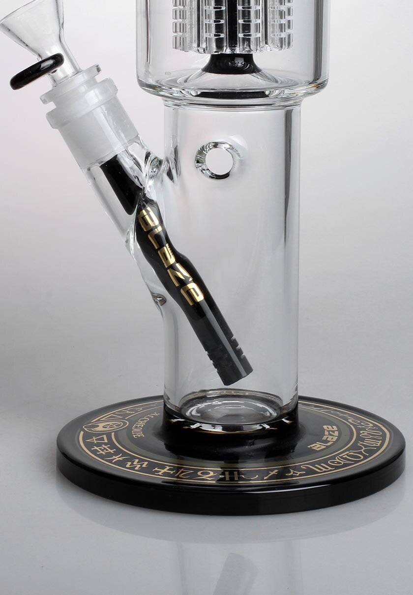 Blaze Alchemie Glas-Wasserpfeife aus schwarzem Glas mit Metallic-Print