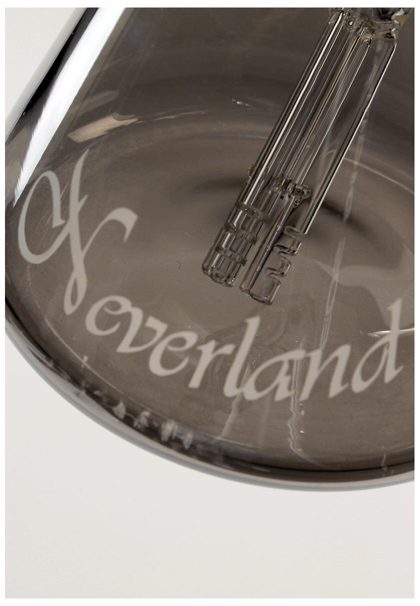 Black Leaf Neverland Kolben-Wasserpfeife in Grau mit Metalliceffekt