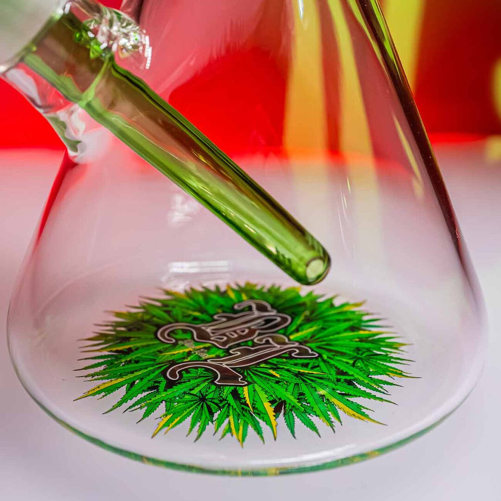 Zylindrische Black Leaf Glas-Wasserpfeife mit Icekammer und grünem Diffusoradapter, 400 mm hoch