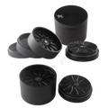 Vierteilige Alu-Kräutermühle Masher von Black Leaf in Schwarz