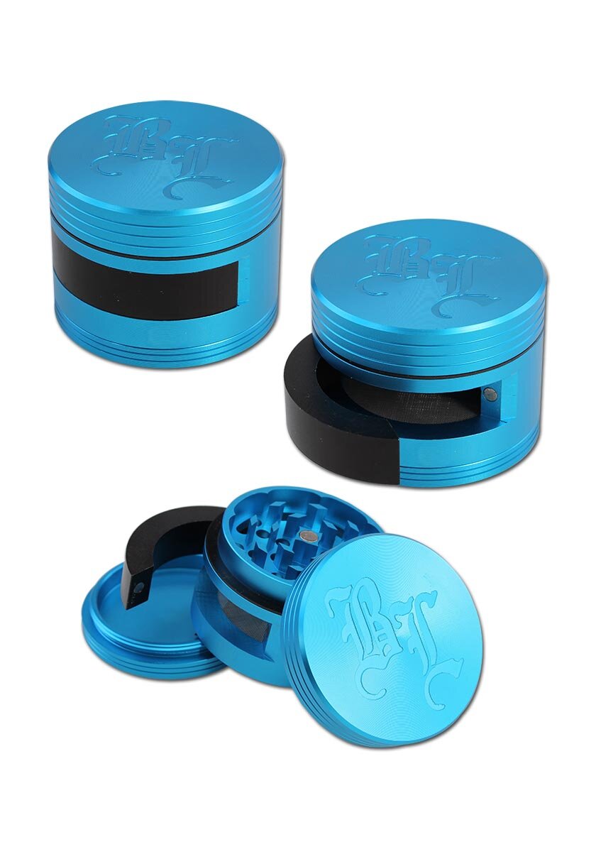 Dreiteilige Alu-Kräutermühle DOOOR von Black Leaf in Hellblau mit Klappe