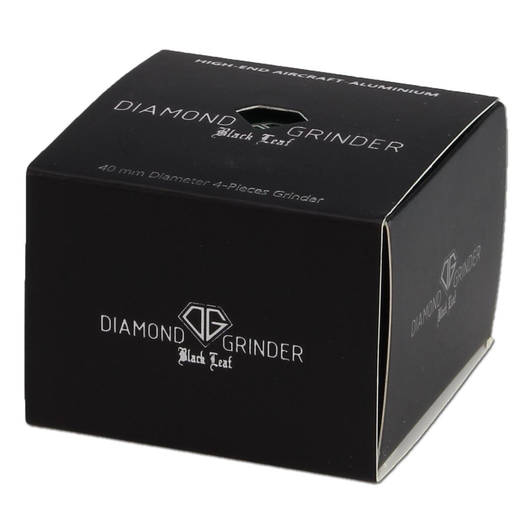 Vierteilige Alu-Kräutermühle Diamond von Black Leaf in Silber