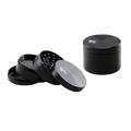 Vierteilige schwarze Aluminium-Kräutermühle von Black Leaf