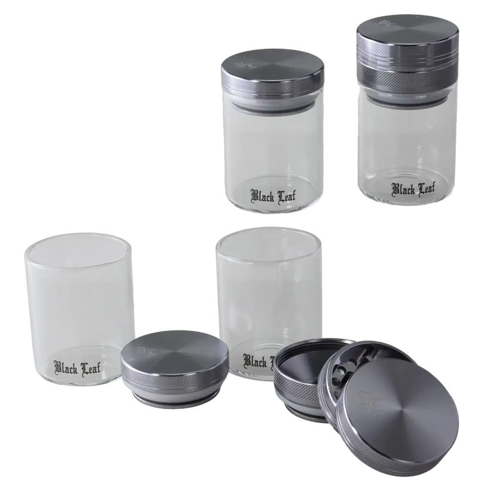 Dreiteilige Alu-Kräutermühle von Black Leaf in Grau mit Vorratsglas