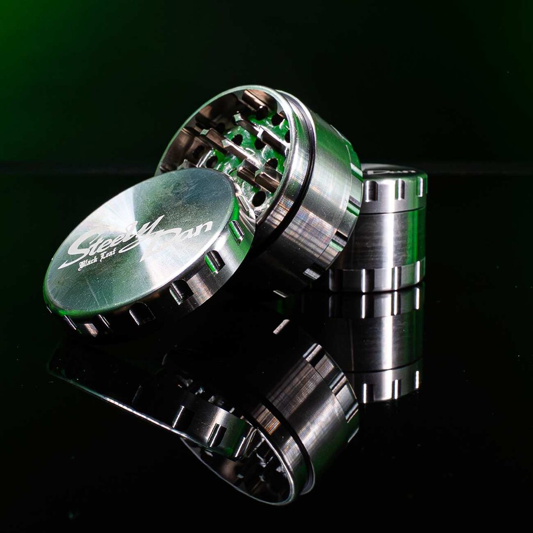 Produktfoto: Black Leaf STEELY DAN 2.0 Edelstahl-Kräutermühle 4-teilig