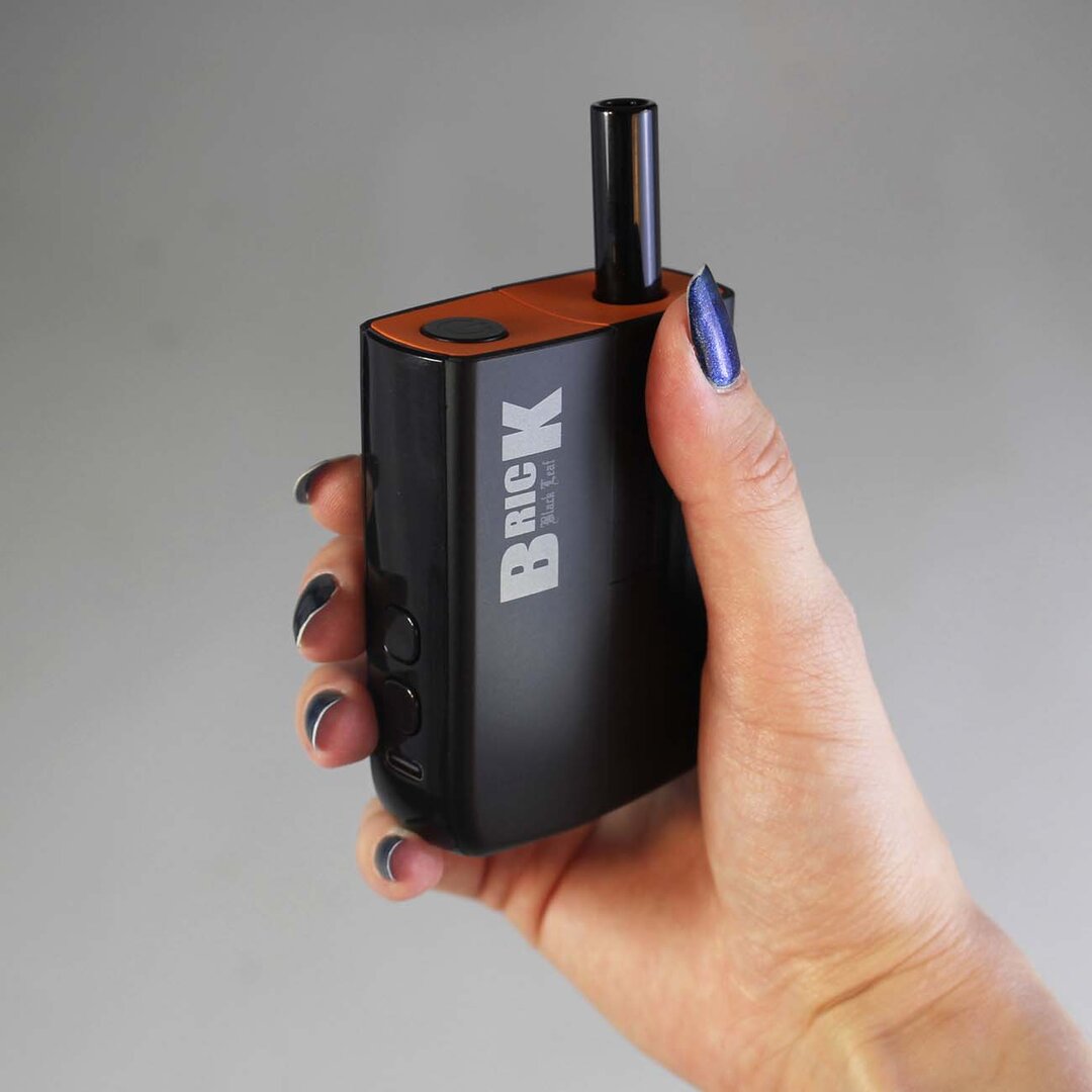Produktfoto: Black Leaf BRICK Vaporizer mit OLED-Display, USB-C, 3400 mAh
