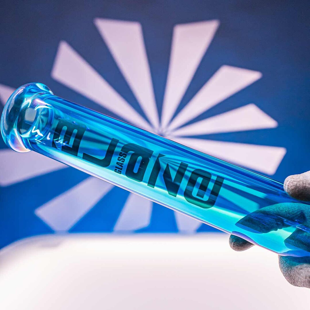 Produktfoto: BLAZE GEAR Zylinder-Wasserpfeife Hellblau 450 mm