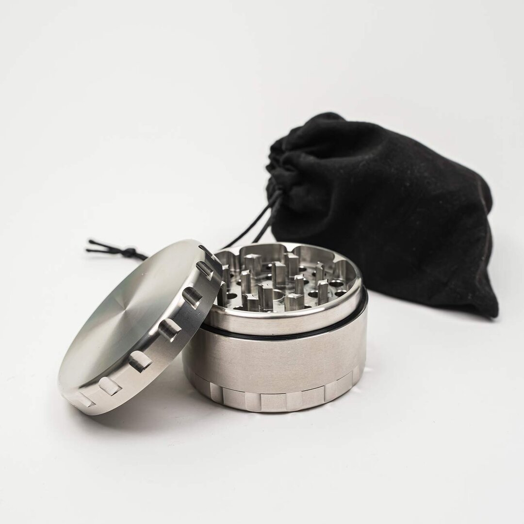 Produktfoto: Black Leaf Edelstahl-Kräutermühle 4-teilig Silber 63 mm