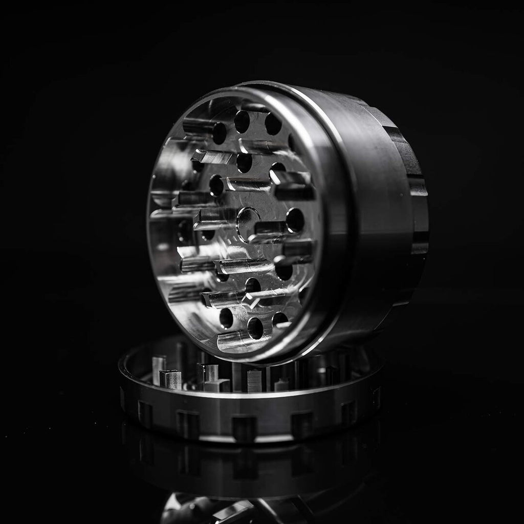 Produktfoto: Black Leaf Edelstahl-Kräutermühle 4-teilig Silber 63 mm