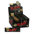RAW BLACK King Size Longpapers in der Packung mit 50 Heften